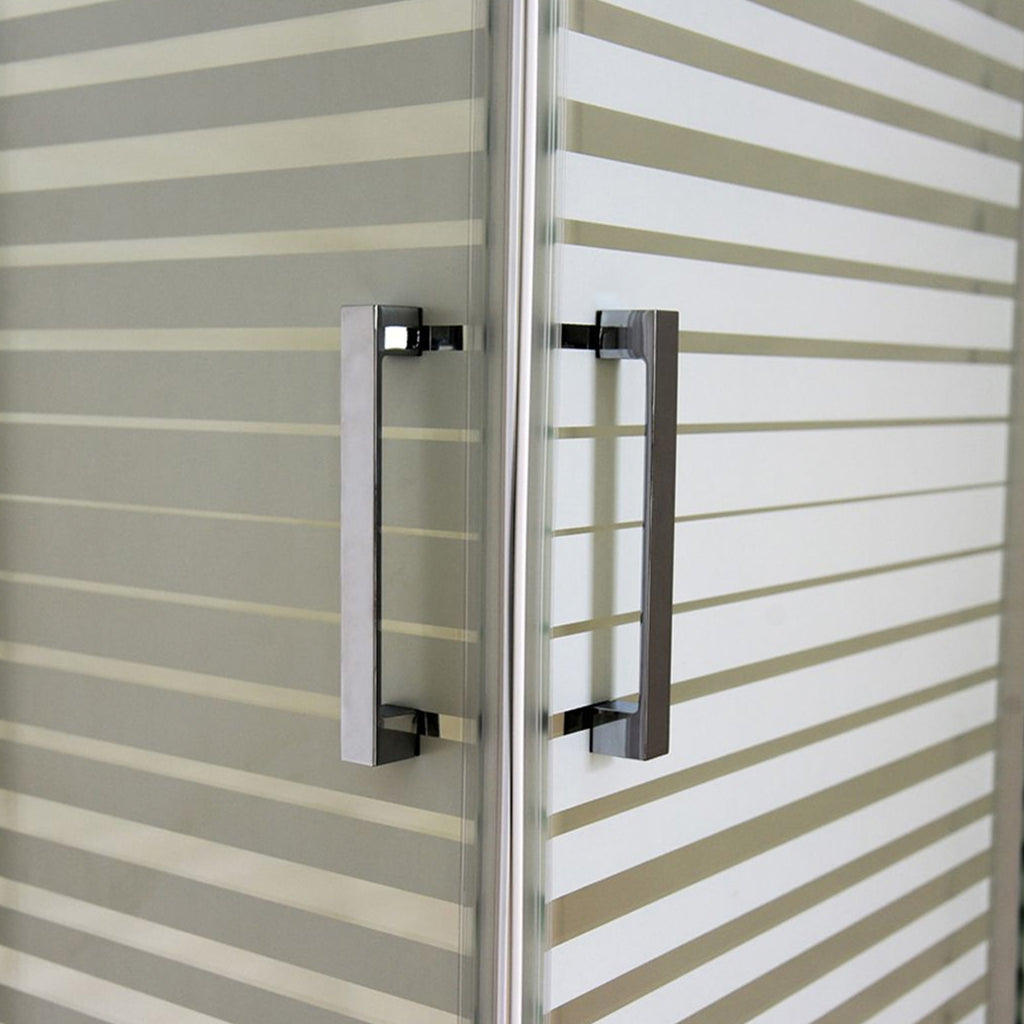 Box doccia Iconic cm 75x75 con apertura scorrevole angolare in vetro anticalcare Smart Clean serigrafato 6 mm