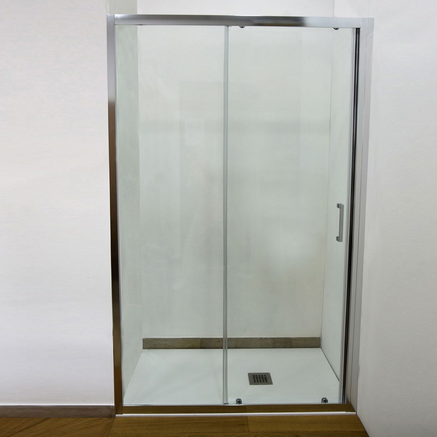 Porta doccia scorrevole cm 130 modello Iconic in vetro anticalcare Smart Clean 6 mm
